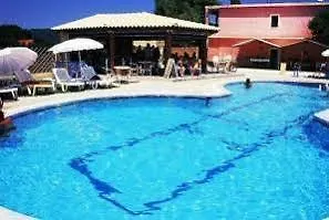 Tzevenos Apts Hotel 2*