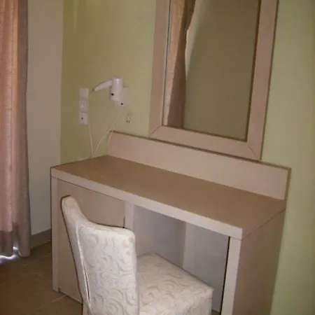 Hotel Tzevenos Apts Corfu (city)
