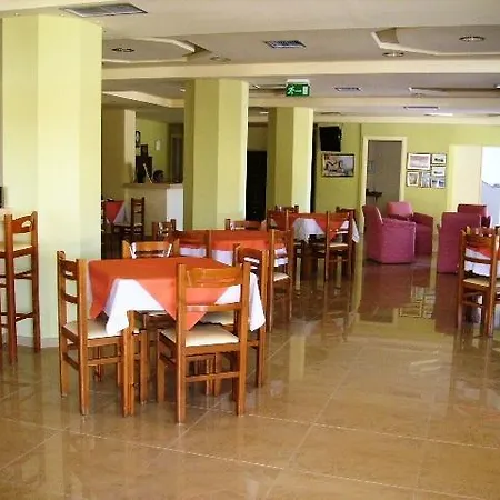Tzevenos Apts
